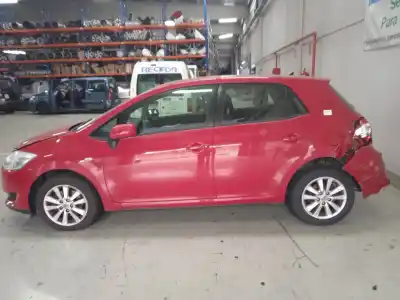 Veículo de Sucata toyota auris sol do ano 2008 alimentado 1adftv