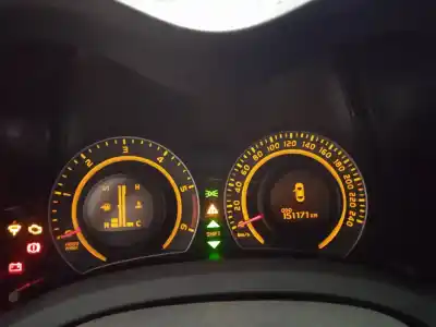 Veículo de Sucata toyota auris sol do ano 2008 alimentado 1adftv