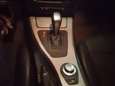 Veículo de Sucata bmw serie 3 berlina (e90) 320d do ano 2007 alimentado n47d20a