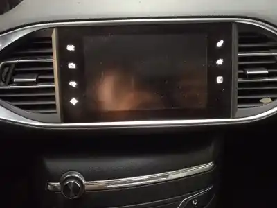 Veicolo di demolizione peugeot 308 sw active dell'anno 2014 alimentato bhz