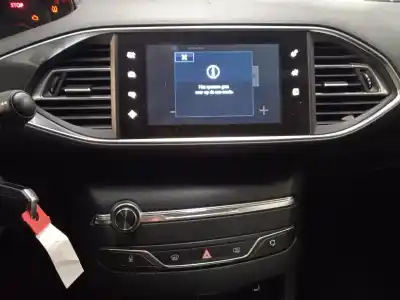 Veicolo di demolizione peugeot 308 sw active dell'anno 2014 alimentato bhz