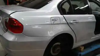 Veículo de Sucata bmw serie 3 berlina (e90) 320d do ano 2005 alimentado m47n204d4