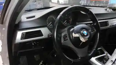 Veículo de Sucata bmw serie 3 berlina (e90) 320d do ano 2005 alimentado m47n204d4