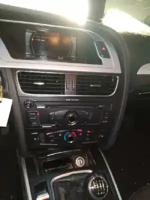 Veículo de Sucata audi a4 berlina (b8) básico do ano 2008 alimentado caga