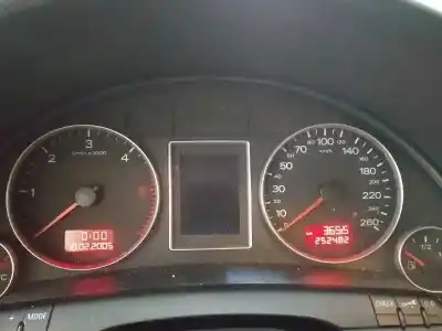 Veículo de Sucata audi a4 avant (8e) 2.7 v6 24v tdi do ano 2006 alimentado bpp