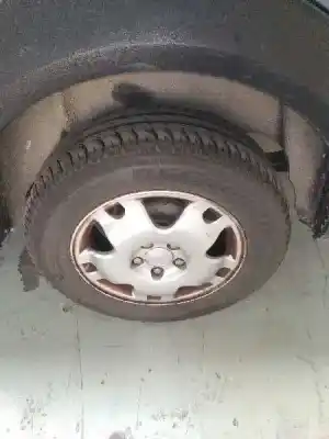 Veículo de Sucata ford tourneo connect (tc7) familiar do ano 2006 alimentado hcpa