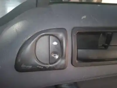 Veículo de Sucata ford tourneo connect (tc7) kombi corta do ano 2007 alimentado r2pa