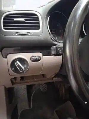 Vehicul casat volkswagen golf vi (5k1) advance al anului 2009 alimentat cbdc