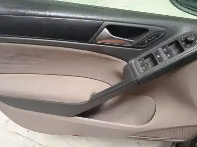 Vehicul casat volkswagen golf vi (5k1) advance al anului 2009 alimentat cbdc