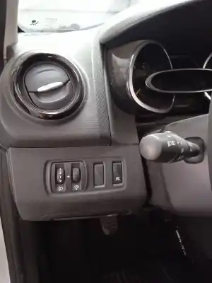 Veículo de Sucata renault clio iv limited do ano 2016 alimentado k9k628