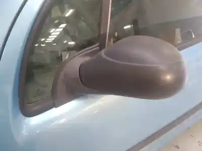 Veículo de Sucata citroen c3 1.4 hdi exclusive do ano 2003 alimentado 8hx