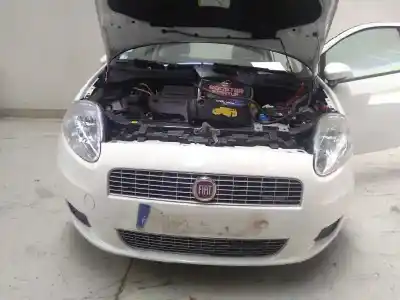 Veículo de Sucata FIAT PUNTO (EVO) (199) Dynamic do ano 2009 alimentado 199A2000