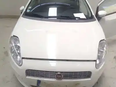 Veículo de Sucata fiat punto (evo) (199) dynamic do ano 2009 alimentado 199a2000