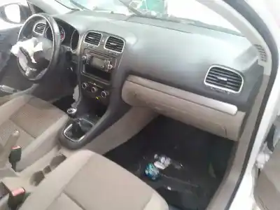 Scrapping Vehicle volkswagen golf vi (5k1) edition of the year 2009 powered cgg