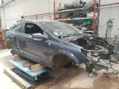 Здавання транспортного засобу opel astra gtc cosmo року 2006 потужний z17dth