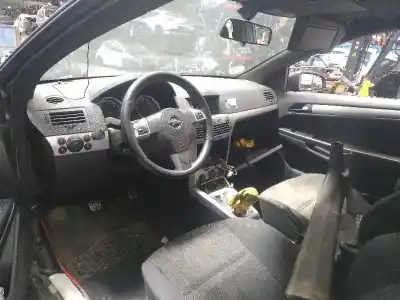 Здавання транспортного засобу opel astra gtc cosmo року 2006 потужний z17dth