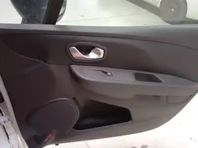 Veículo de Sucata renault clio iv renault sport do ano 2018 alimentado m5m401