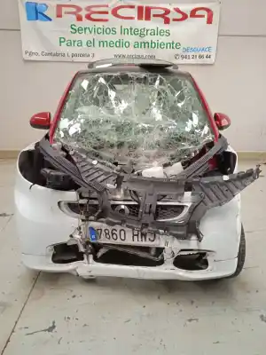 Veicolo di demolizione SMART COUPE Fortwo coupe mhd (52kW) (451.380) dell'anno 2014 alimentato 3B21