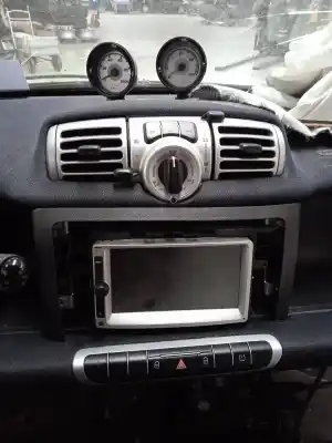 Veicolo di demolizione smart coupe electric drive dell'anno 2015 alimentato 