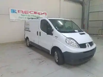 Veículo de Sucata renault trafic combi (ab 4.01) passenger privilege  combi corto do ano 2013 alimentado m9r630