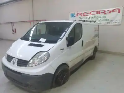 Veículo de Sucata renault trafic combi (ab 4.01) passenger privilege  combi corto do ano 2013 alimentado m9r630