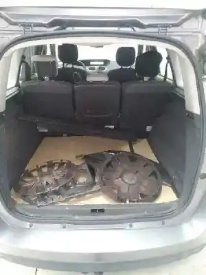 Veículo de Sucata renault scenic iii dynamique do ano 2009 alimentado k9k832