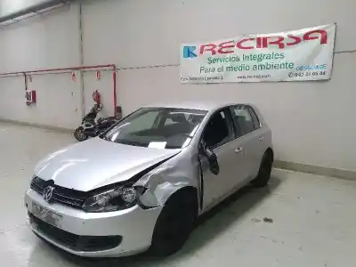 Vehicul casat volkswagen golf vi (5k1) advance al anului 2009 alimentat cbdc
