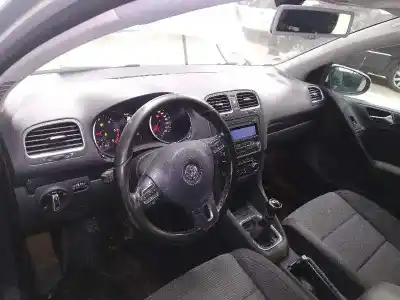 Vehicul casat volkswagen golf vi (5k1) advance al anului 2009 alimentat cbdc