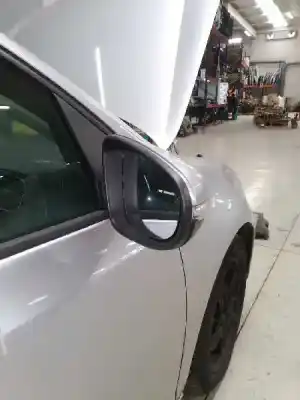 Vehicul casat volkswagen golf vi (5k1) advance al anului 2009 alimentat cbdc