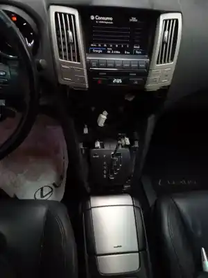 Véhicule à la ferraille lexus rx 400h de l'année 2009 alimenté 3mz