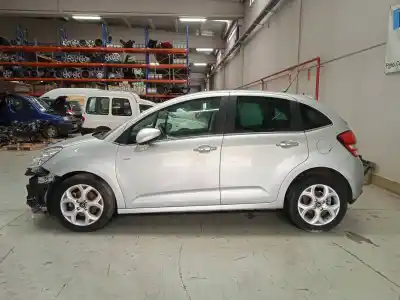 Sloopvoertuig citroen c3 exclusive van het jaar 2010 aangedreven 5fs