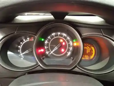 Sloopvoertuig citroen c3 exclusive van het jaar 2010 aangedreven 5fs