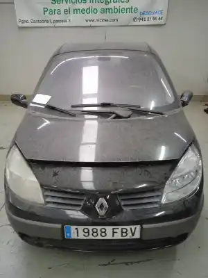 Veículo de Sucata renault scenic ii i- music do ano 2006 alimentado f9qe8