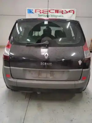 Veículo de Sucata renault scenic ii i- music do ano 2006 alimentado f9qe8