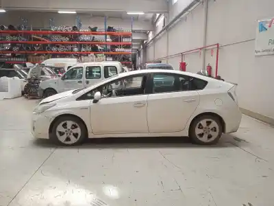 Утилизация автомобиля toyota prius (nhw30) plug-in hybrid advance года 2009 питание 2zrfxe