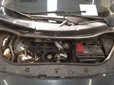 Veículo de Sucata renault scenic ii grand emotion do ano 2006 alimentado f9q804