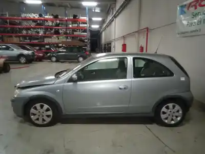 Veicolo di demolizione opel corsa c cosmo dell'anno 2004 alimentato z13dt