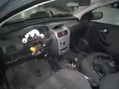 Veicolo di demolizione opel corsa c cosmo dell'anno 2004 alimentato z13dt