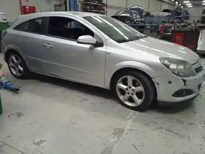 Здавання транспортного засобу opel astra gtc cosmo року 2005 потужний z19dth