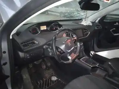 Veículo de Sucata peugeot 308 sw active do ano 2016 alimentado bhz