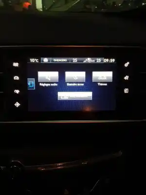 Veículo de Sucata peugeot 308 sw active do ano 2016 alimentado bhz