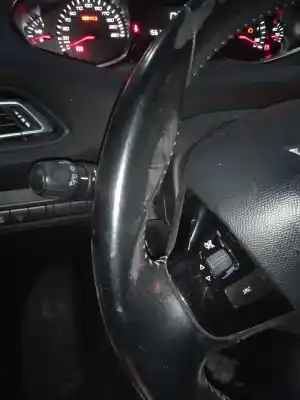 Veículo de Sucata peugeot 308 sw active do ano 2016 alimentado bhz