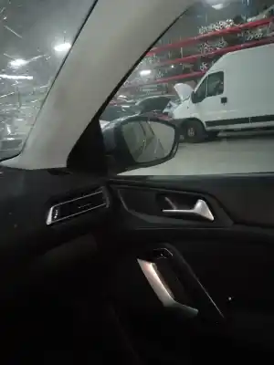 Veículo de Sucata peugeot 308 sw active do ano 2016 alimentado bhz