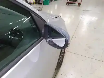 Vehicul casat volkswagen golf vi (5k1) advance al anului 2008 alimentat cbdc