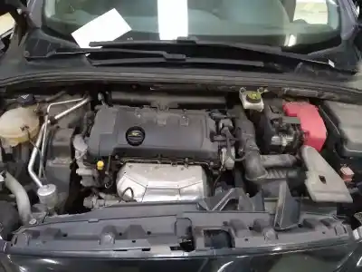 Sloopvoertuig PEUGEOT 308 Confort van het jaar 2010 aangedreven 5FW