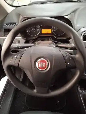 Veículo de Sucata fiat punto (evo) (199) dynamic do ano 2009 alimentado 199a2000