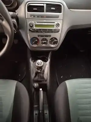 Veículo de Sucata fiat punto (evo) (199) dynamic do ano 2009 alimentado 199a2000