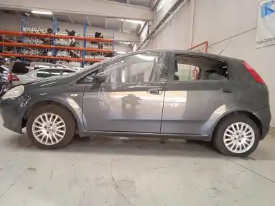 Veículo de Sucata fiat punto (evo) (199) dynamic do ano 2009 alimentado 199a2000