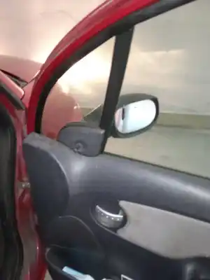 Veículo de Sucata citroen c3 1.4 hdi exclusive do ano 2003 alimentado 8hx