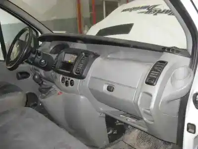 Veículo de Sucata renault trafic combi (ab 4.01) 9 - plazas (l1h1) 2.9t combi corto do ano 2006 alimentado 